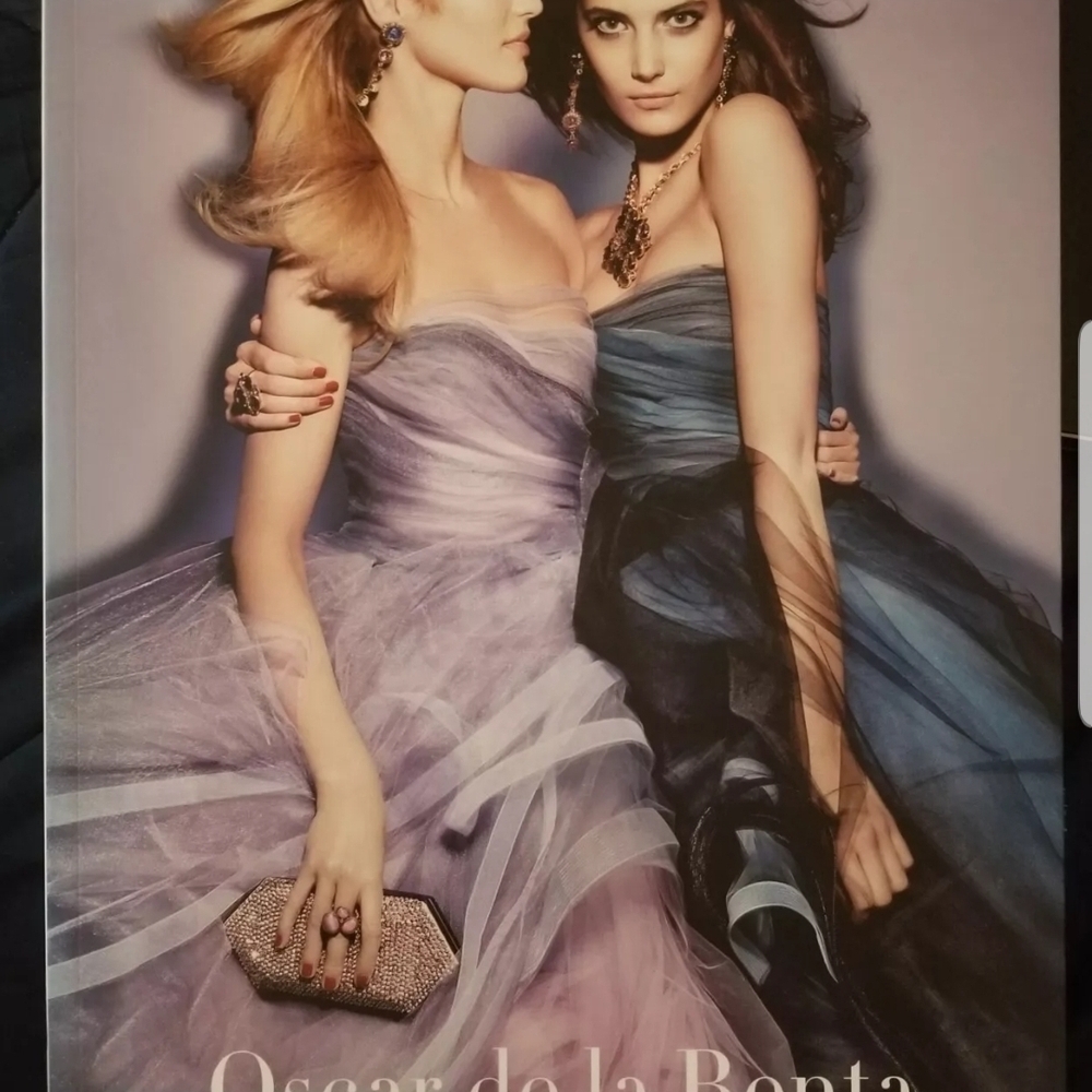 2008 Oscar de la Renta Retrospective Book